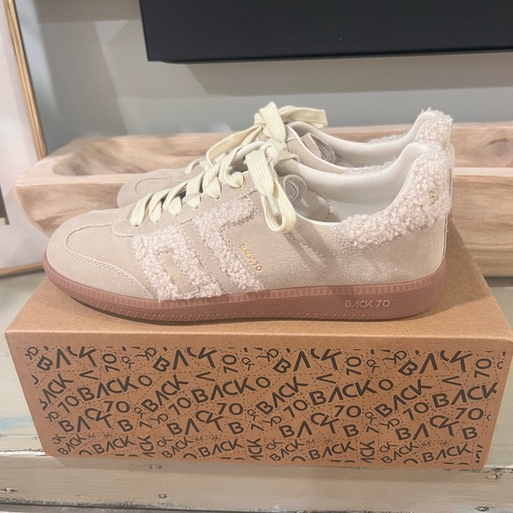 Back 70 Shoes - Back 70 Women's Cream Sneakers